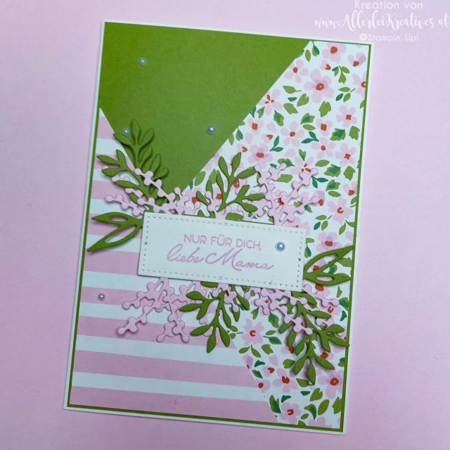 Ich wünsche allen Mamas eine schönen Muttertag!
💐💐
.
Die Karte habe ich mit neuen 😍 Produkten von Stampin' Up! gestaltet. 
Habt ihr im neuen Jahreskatalog schon euren Favoriten gefunden?
.
.
✂️ Welche Materialien und Zubehör ich genau verwendet habe?
👉🏻 Wie ihr das Projekt nachbasteln könnt?
⌨ Das verrate ich euch gerne - schreibt mir einfach eine Nachricht, ich helfe gerne weiter…
.
alles Liebe
Eva
.
.
#kreativmitpapier #bastelnmitstampinup #simplestamping #kreativmitpapier #kartenzujedemanlass #kartenbasteln #kreativ #basteln #stempeln #kreativeauszeit #inspiration #grußkarte #osterkarte #stampinupdemonstrator #stampinupdemo
#stampinupösterreich #designerpapier #dsp #allesliebezummuttertag #grußkartenselbstgemacht  #selbstgemachtmitliebe #handmadewithlove #neueprodukte
.
📦 Bestellungen von Stampin' Up! Produkten könnt ihr direkt über shop.allerleikreatives.at (mit dem aktuellen Gastgeberinnencode) oder über mich persönlich aufgeben.